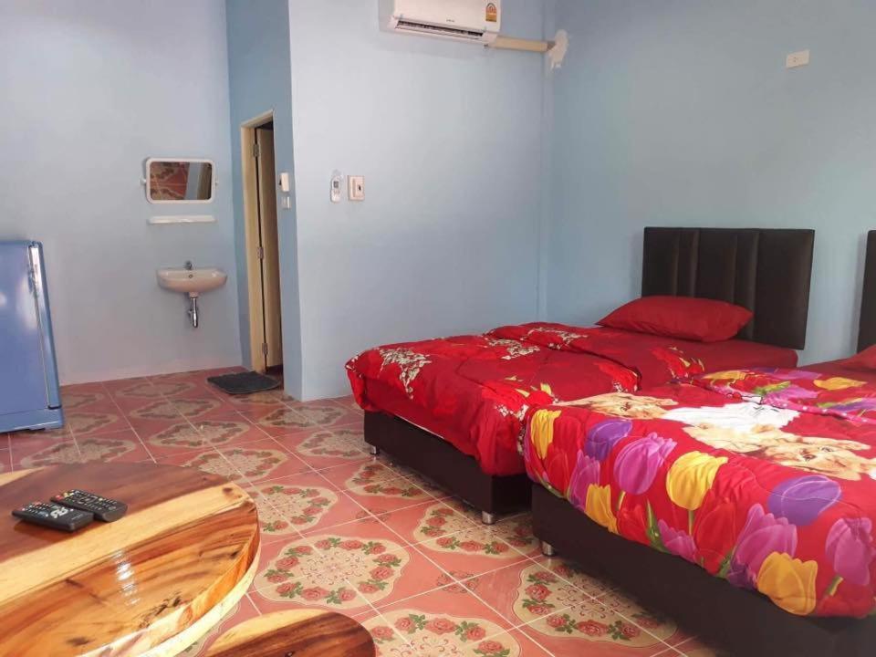 อวบอิ๋มรีสอร์ท #ที่พักภูกระดึง Ban Nong Tum Екстериор снимка